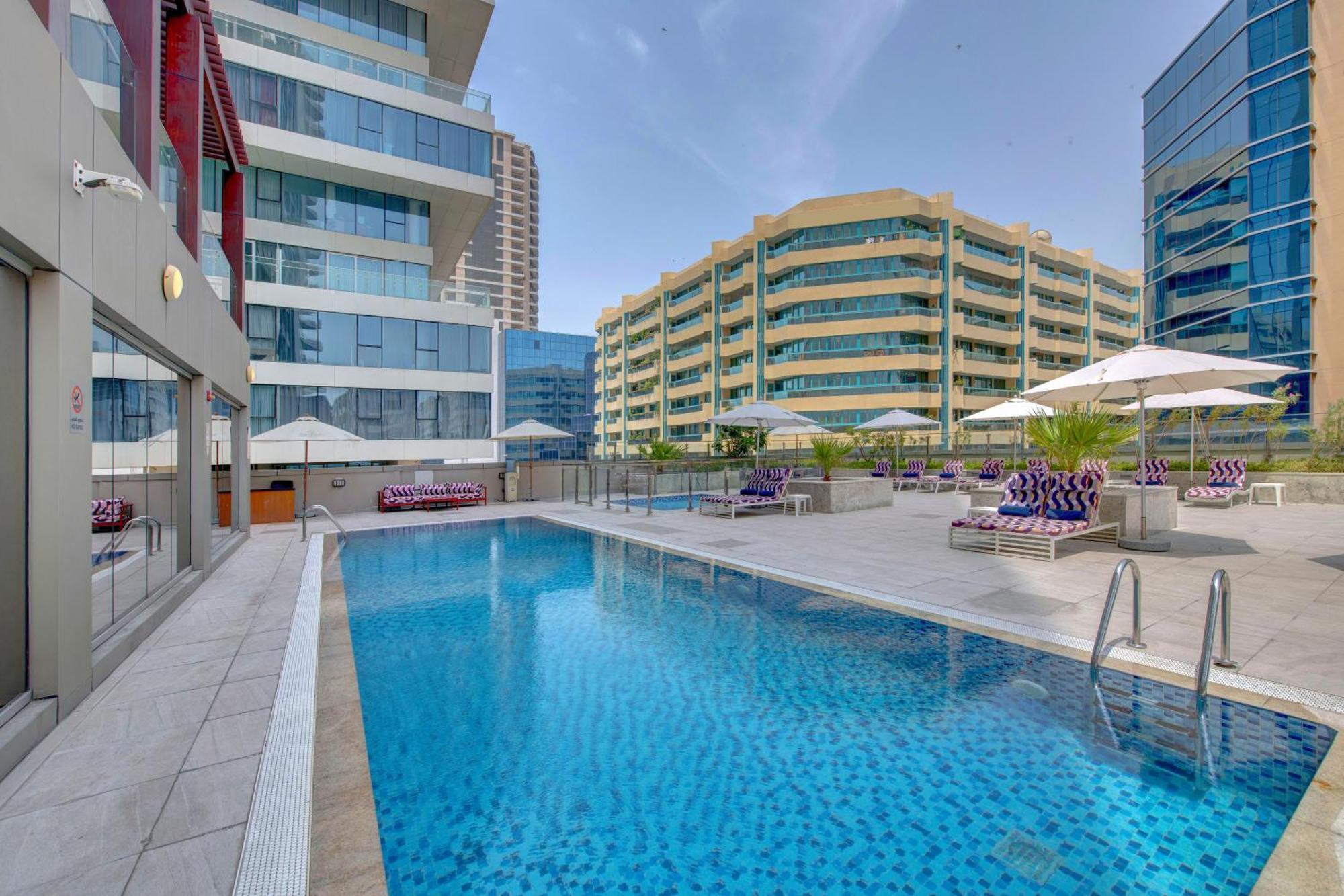 Suha Mina Rashid Hotel Apartments Dubai Exterior foto